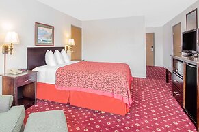 Days Inn by Wyndham Lake Village