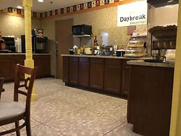 Days Inn by Wyndham Lake Village