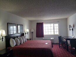 Days Inn by Wyndham Lake Village