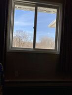 Burr Oak Motel