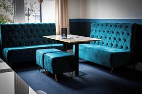 The Imperial Crown Hotel