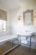 The Grosvenor Stockbridge