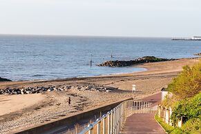 The Kingscliff Hotel