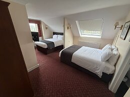 The Raven Hotel by Greene King Inns