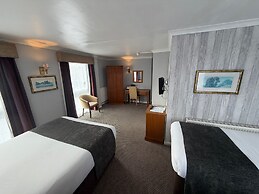 The Raven Hotel by Greene King Inns