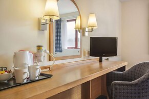 Days Inn by Wyndham Magor