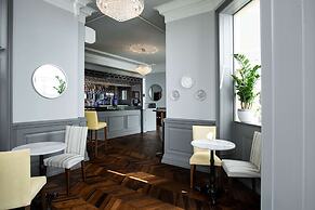 Southcrest Manor Hotel, BW Signature Collection