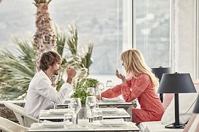 Archipelagos Hotel