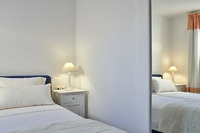 Archipelagos Hotel