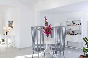 Archipelagos Hotel