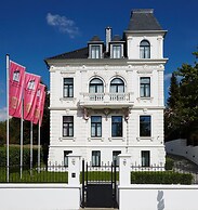 Boutique Hotel Villa am Ruhrufer Golf & Spa