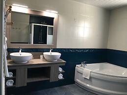 Hôtel Les 13 Assiettes