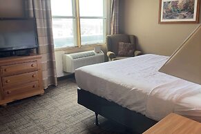 Sleep Inn & Suites near Spirit Mountain