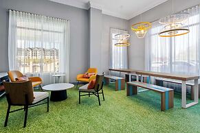 Spark by Hilton Daleville Roanoke North