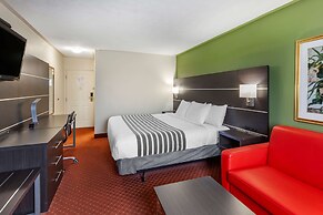 SureStay Plus Hotel by Best Western Kincardine