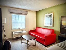 SureStay Plus Hotel by Best Western Kincardine