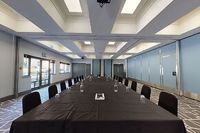 Village Hotel Leeds North