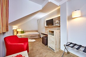 Zum Turm  -  Apartments und Gästezimmer