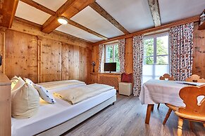 Zum Turm  -  Apartments und Gästezimmer