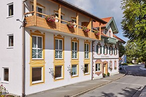 Zum Turm  -  Apartments und Gästezimmer