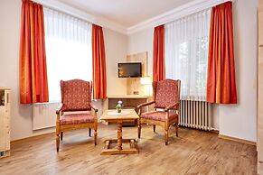 Zum Turm  -  Apartments und Gästezimmer