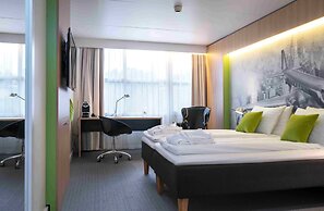 Thon Hotel Bergen Airport