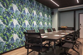 Thon Hotel Bergen Airport