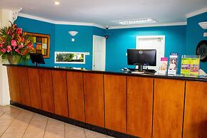 Bay Gardens Hotel