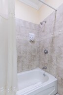 Bay Gardens Hotel