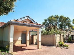 Novotel Swan Valley Vines Resort