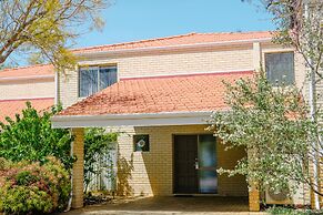 Novotel Swan Valley Vines Resort