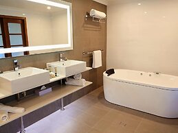 Novotel Swan Valley Vines Resort