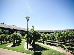 Novotel Swan Valley Vines Resort