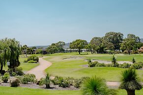 Novotel Swan Valley Vines Resort