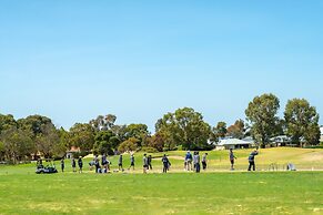 Novotel Swan Valley Vines Resort