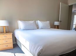 Novotel Swan Valley Vines Resort