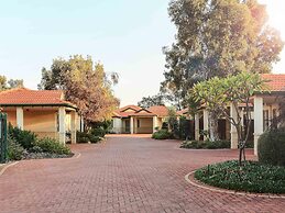 Novotel Swan Valley Vines Resort