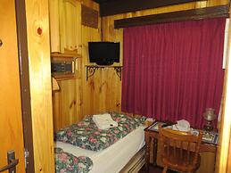 Karelia Alpine Lodge