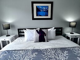 Canadian Rockies Chalets