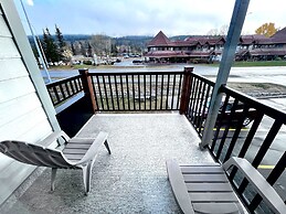 Canadian Rockies Chalets