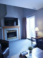 Canadian Rockies Chalets