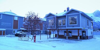Canadian Rockies Chalets