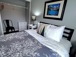 Canadian Rockies Chalets