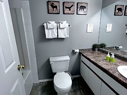 Canadian Rockies Chalets