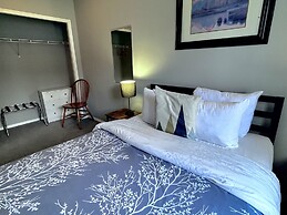 Canadian Rockies Chalets