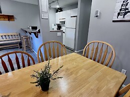 Canadian Rockies Chalets