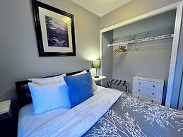 Canadian Rockies Chalets