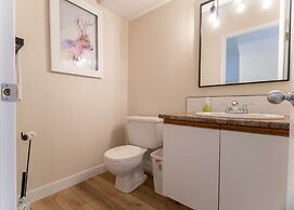 Canadian Rockies Chalets