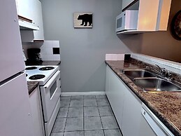 Canadian Rockies Chalets