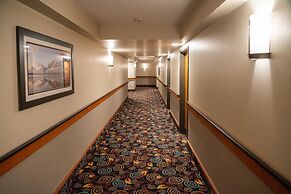 Pocaterra Inn and Waterslide